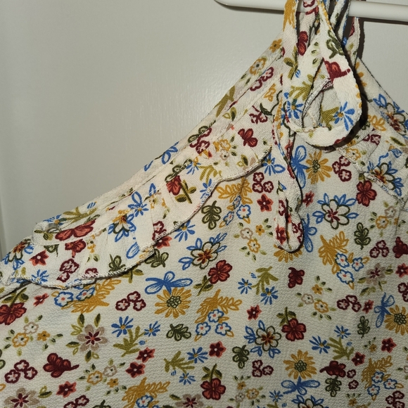 Colorful Floral Shoulder Tie Tank - Picture 3 of 6